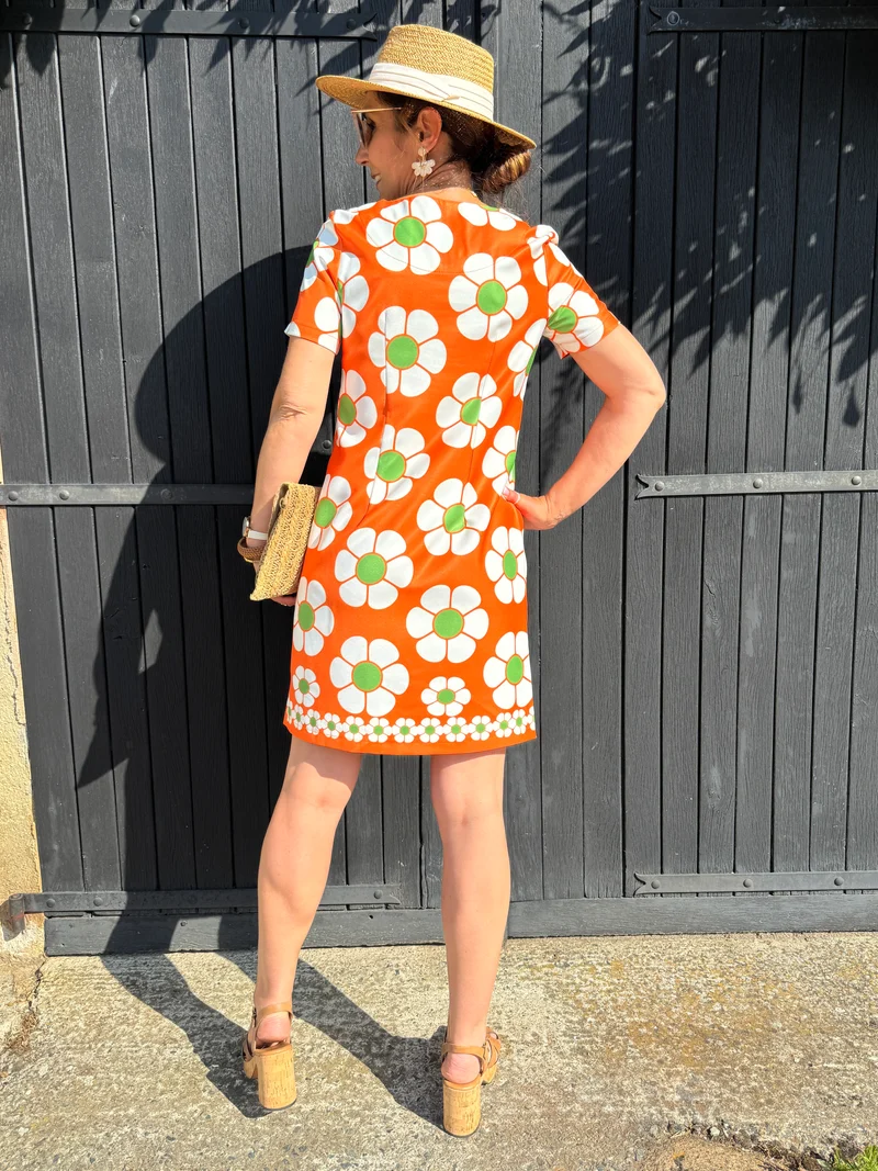 Robe SEVENTIES n°127 orange Hippocampe