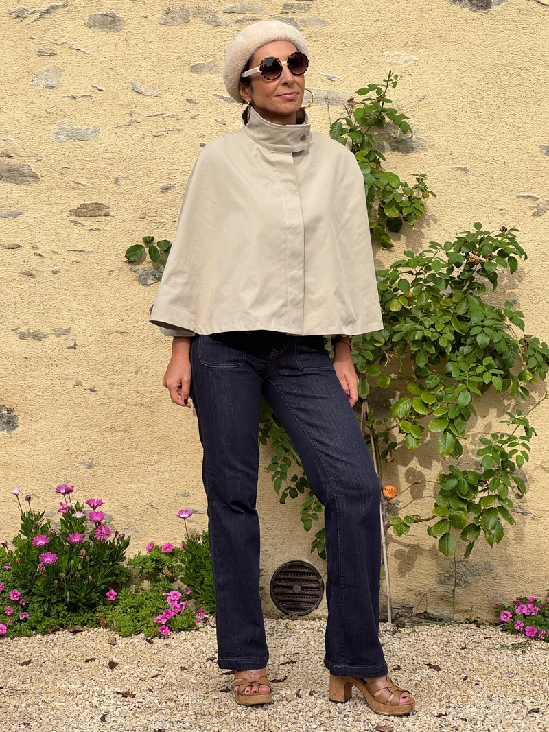 Cape courte beige ZELINA