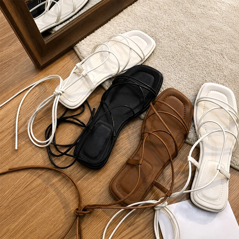 Women's Flat Sandals with Thin Straps and Minimalist Style