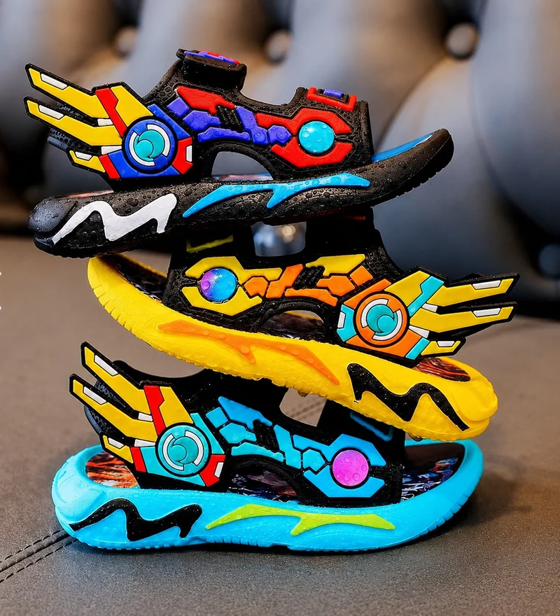 Boys' Sandals with Modern and Durable Hero Design