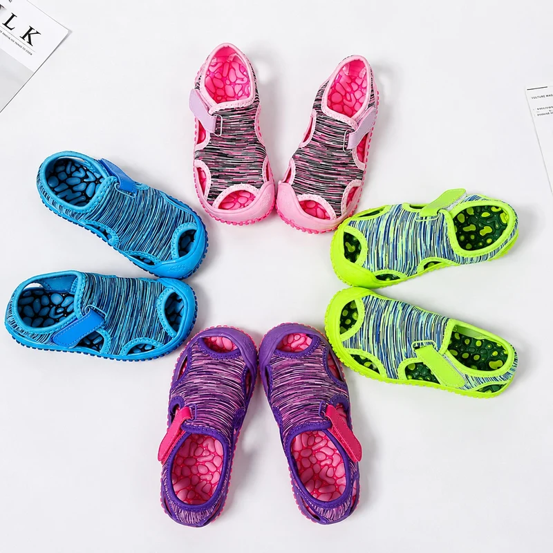 Colorful Children's Sandals with Velcro Closure and Optimal Comfort