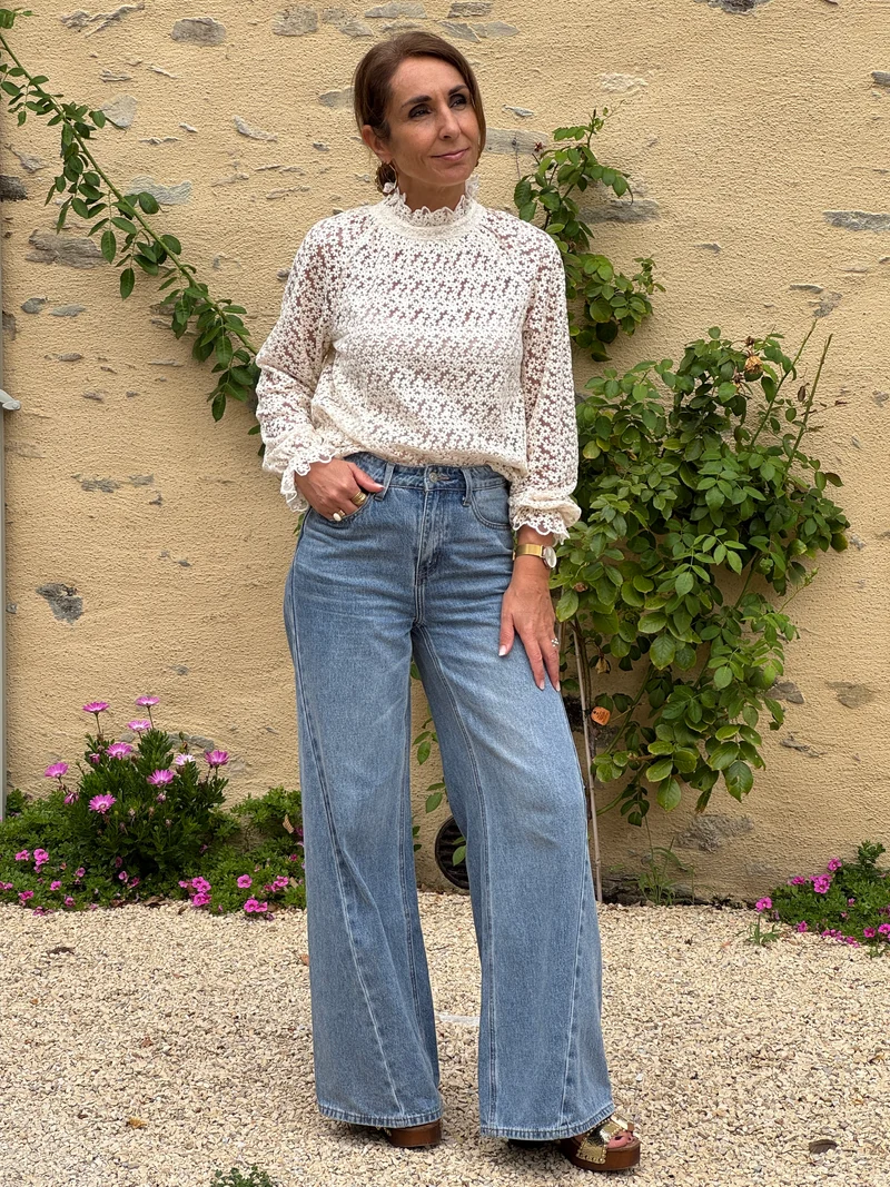 Blouse ENEA beige In April 1986