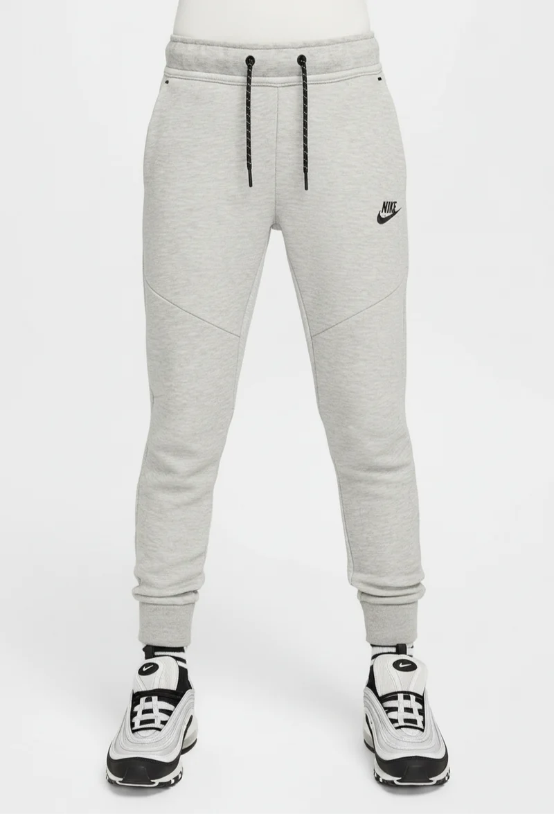 Bas nike tec€