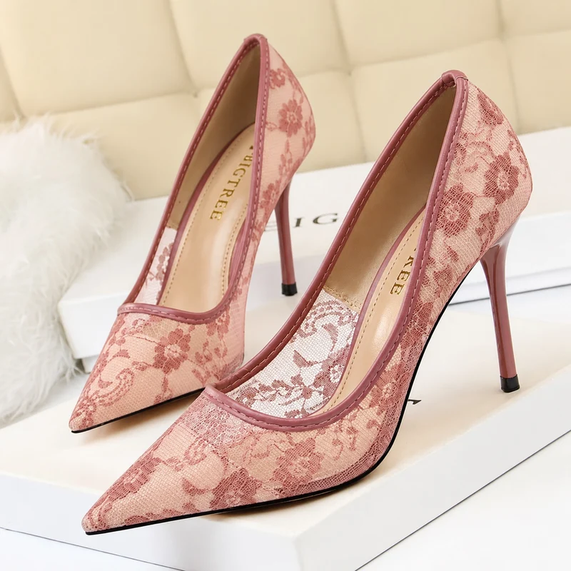 Floral Lace Thin Heel Sandals