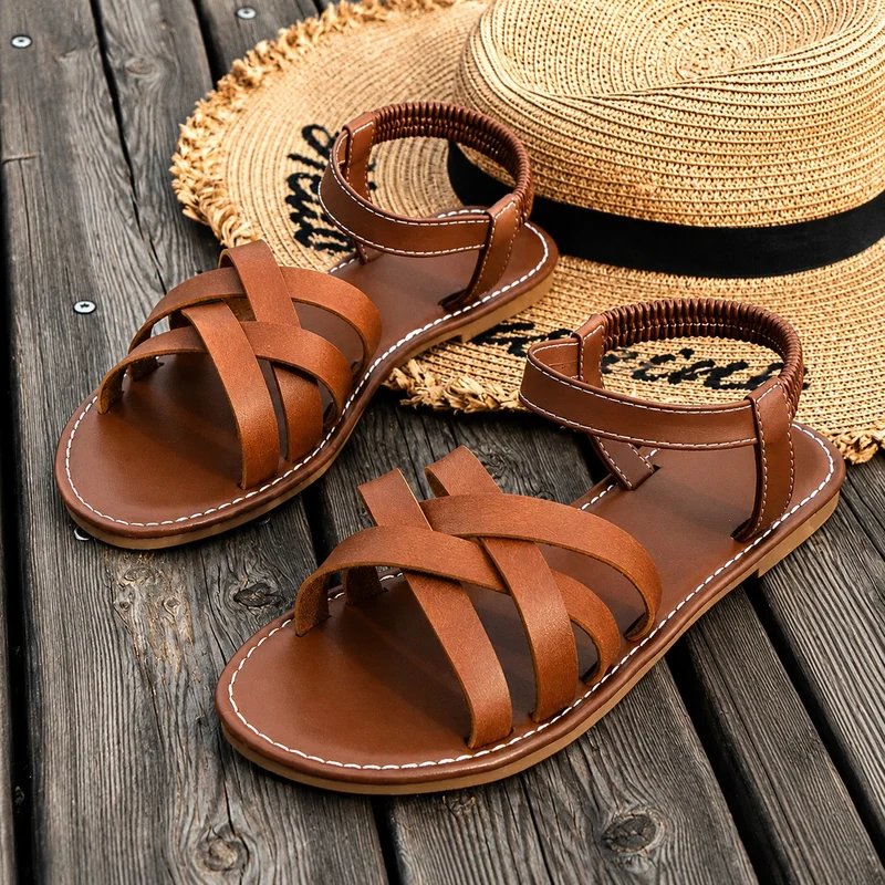 Flat and Modern Women's Spartan Sandal