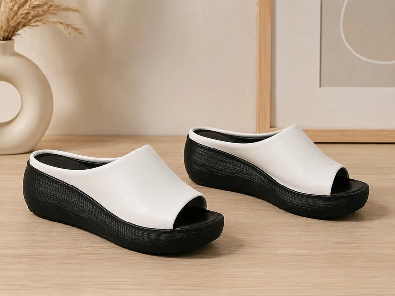 Women's Orthopedic Sandal with Open Toe