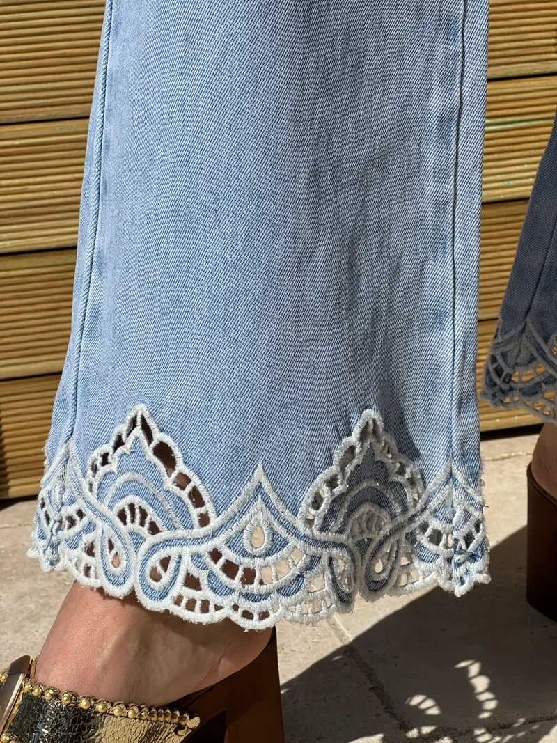 Jean bleu stone broderie ajourée NOLA Oraije