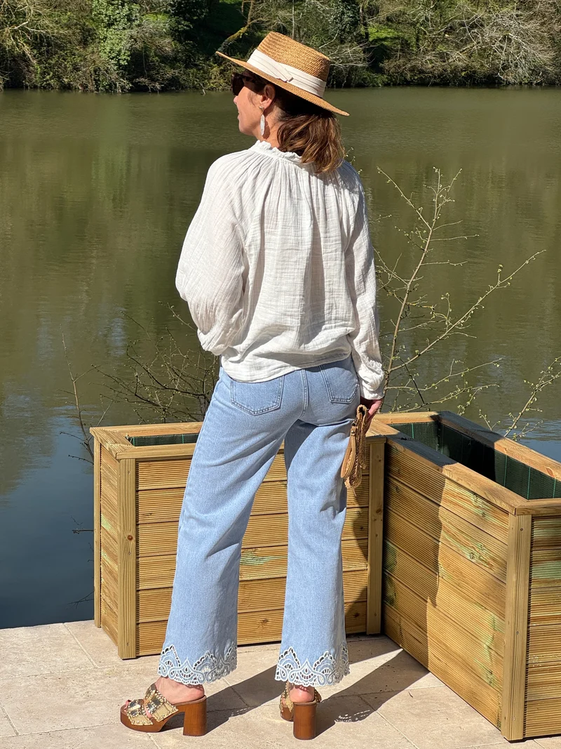 Jean bleu stone broderie ajourée NOLA Oraije