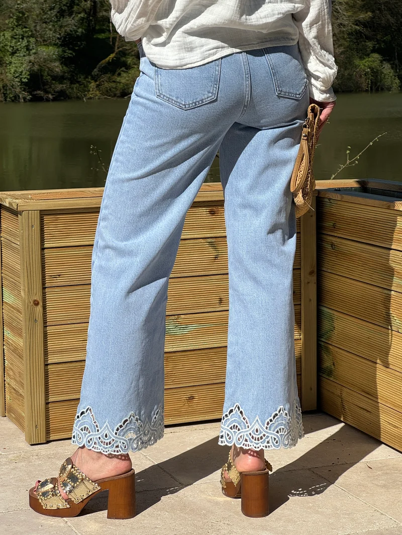 Jean bleu stone broderie ajourée NOLA Oraije
