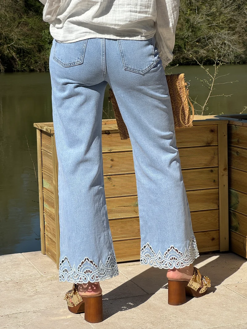 Jean bleu stone broderie ajourée NOLA Oraije