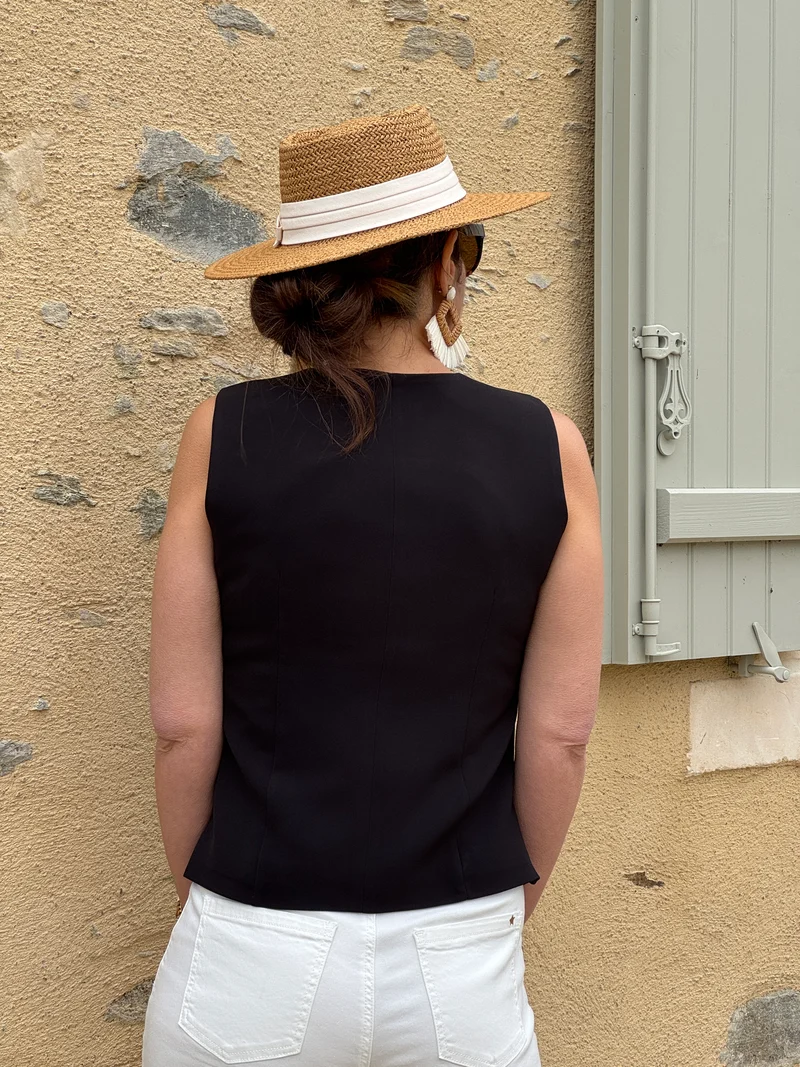 Gilet noir sans manche un bouton Hippocampe