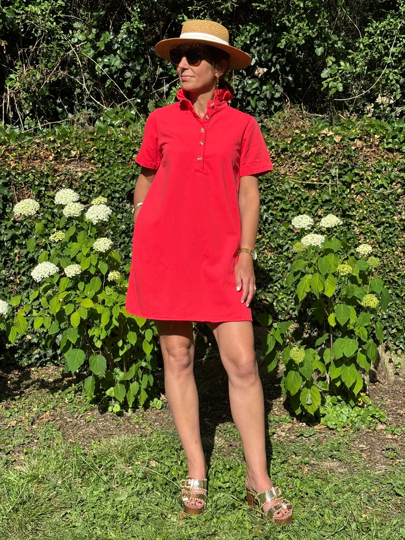 Robe rouge trapèze jean LILIA In April 1986