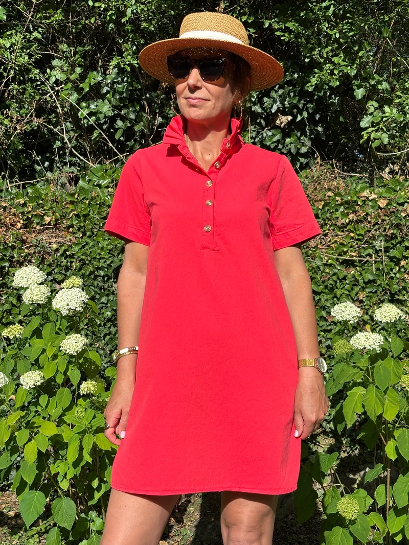 Robe rouge trapèze jean LILIA In April 1986