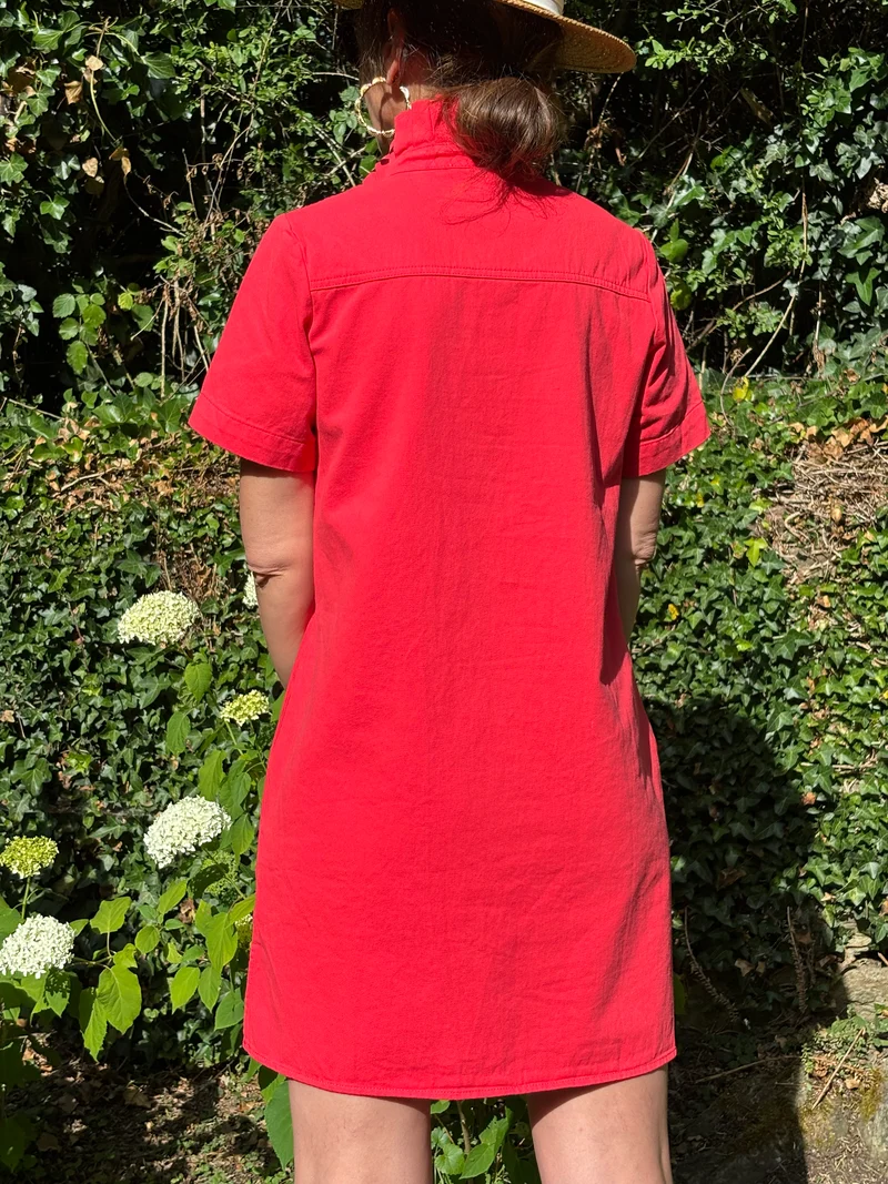Robe rouge trapèze jean LILIA In April 1986