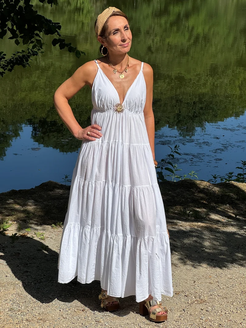 Robe blanche empire bijou soleil doré SOLEIL
