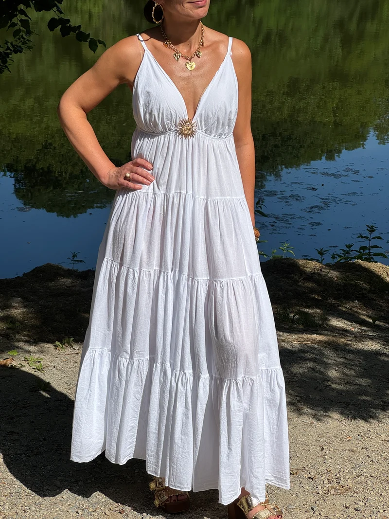 Robe blanche empire bijou soleil doré SOLEIL