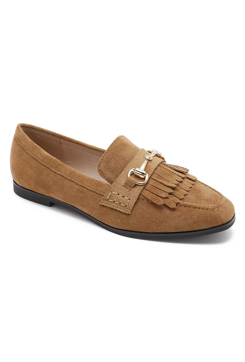 DOMITILLE CAMEL