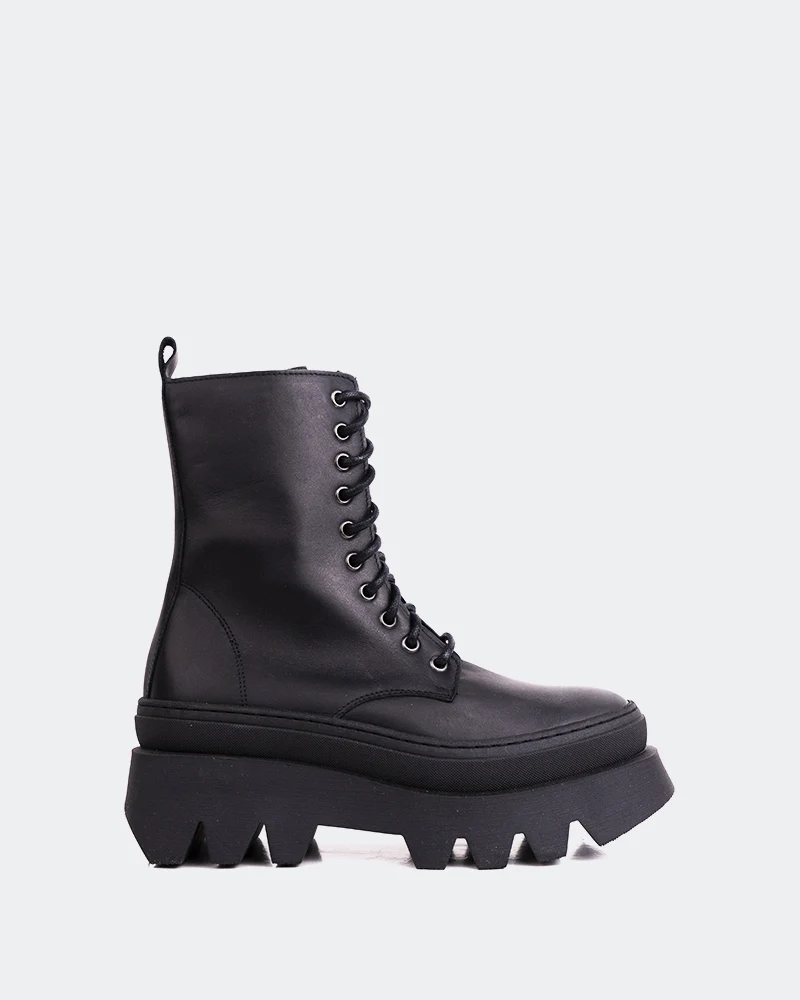 Colwood Black Leather