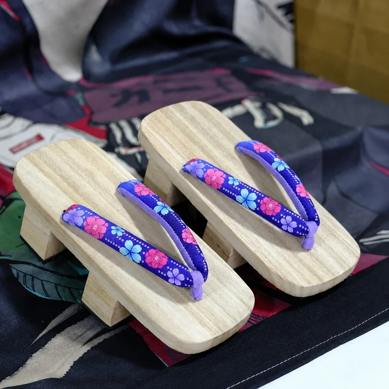 Japanese Wooden Flip-Flop Style Sandal