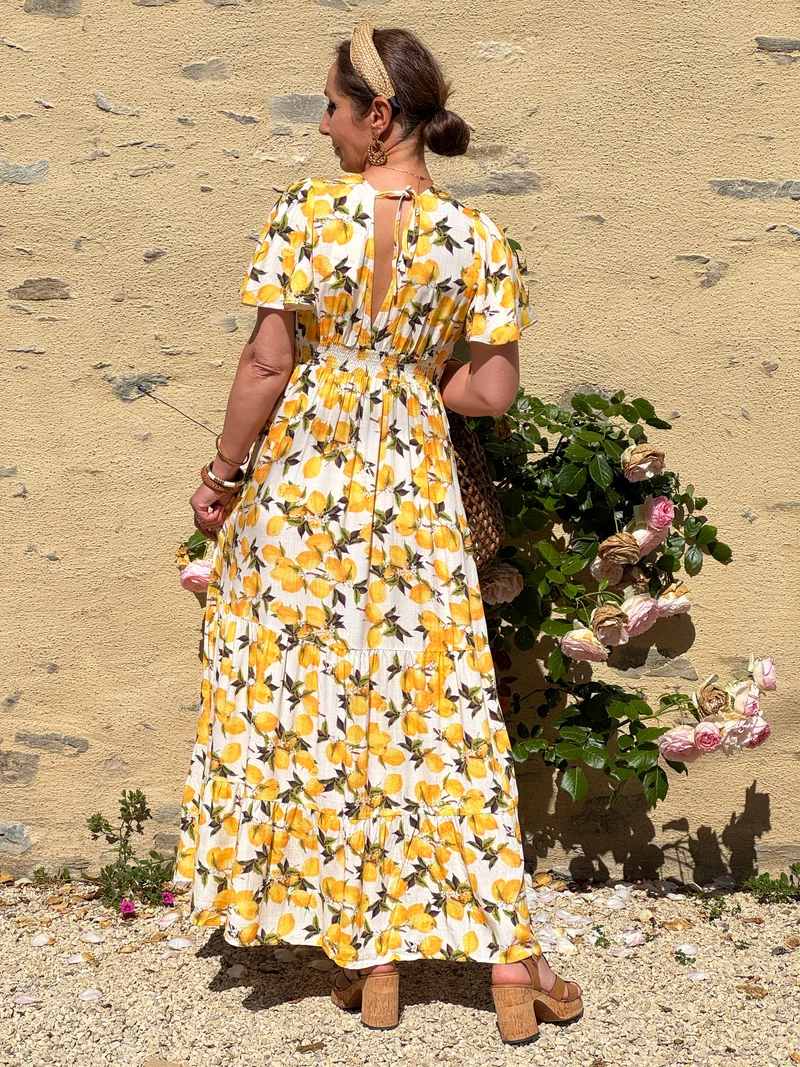 Robe citrons jaune longue TOMAS In April 1986