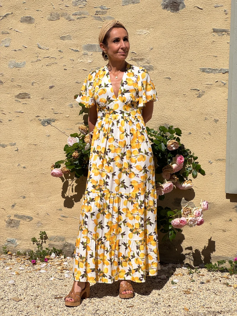Robe citrons jaune longue TOMAS In April 1986