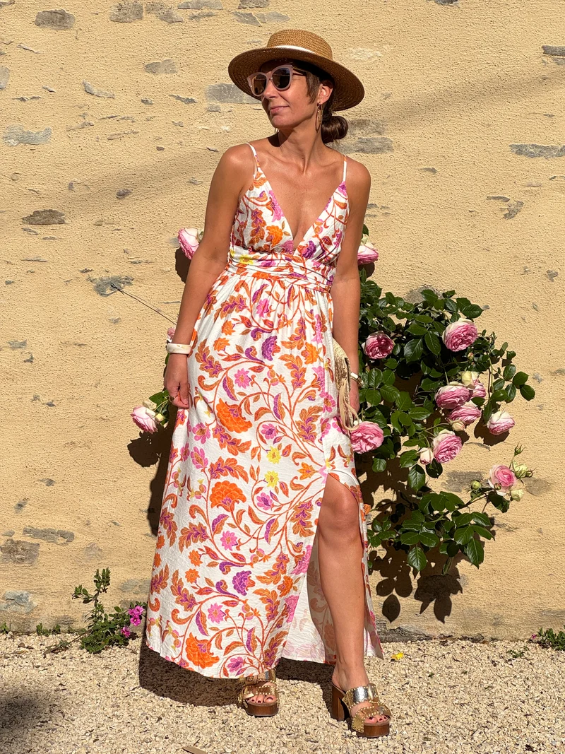 Robe floral orange rose jaune fond beige SALMA In April 1986