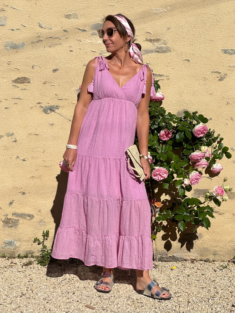 Robe rose lilas empire longue ISMERA In April 1986