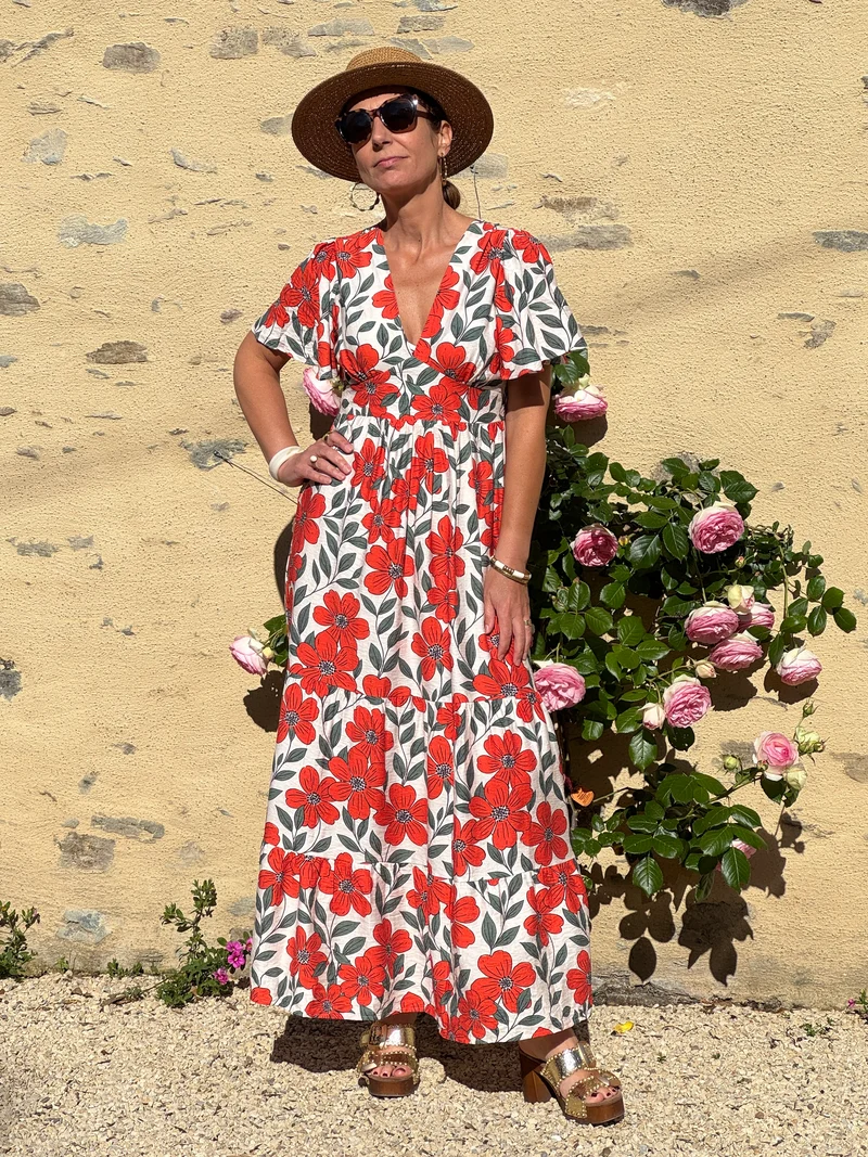 Robe floral orange vert fond beige LAMIA In April 1986