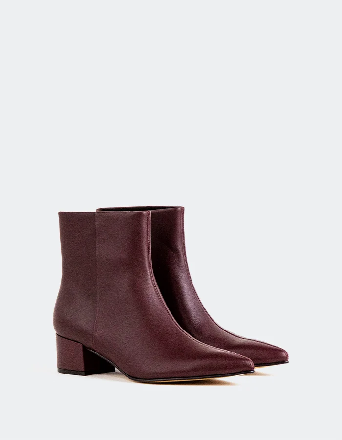 Lorelei Burgundy Leather