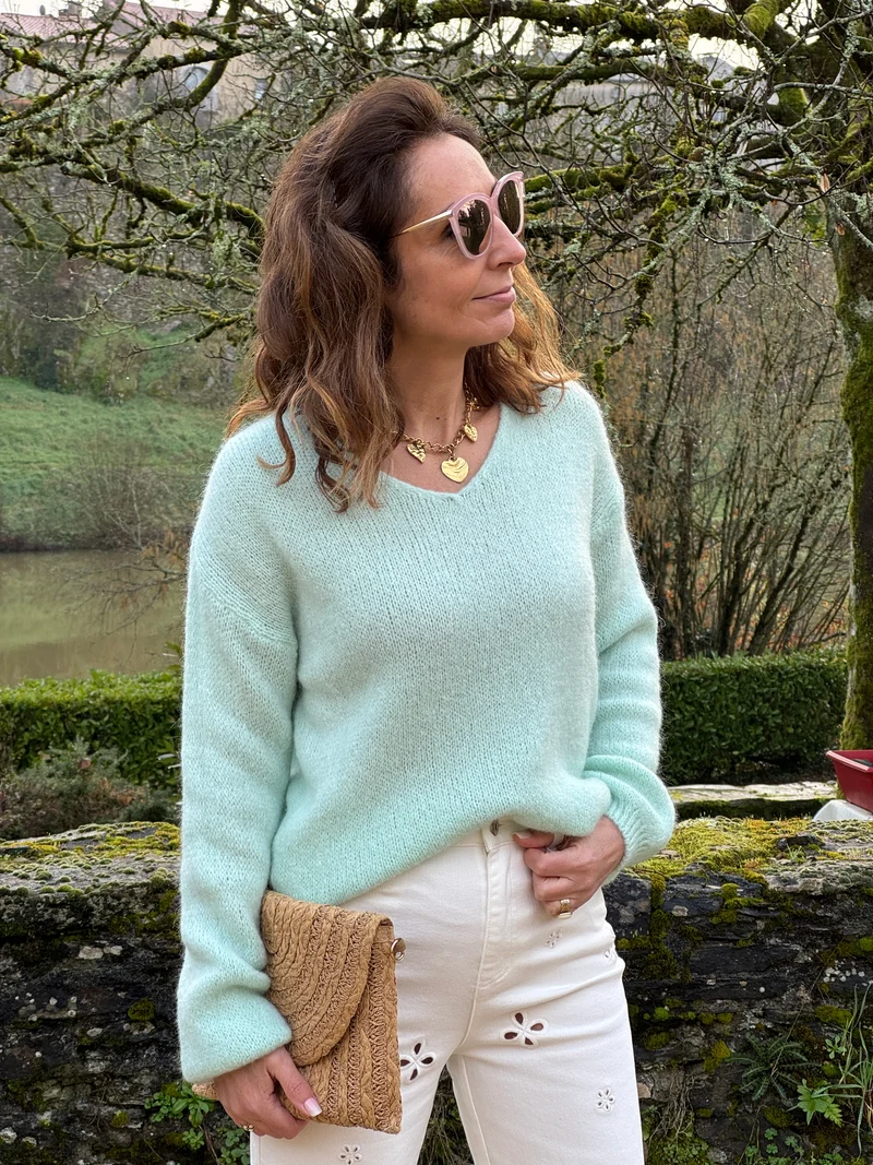 Pull vert en maille col V NADEGE