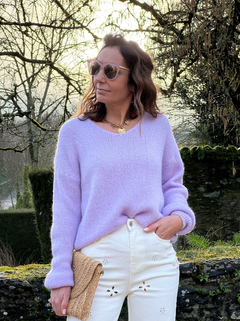 Pull lila en maille col V NADEGE