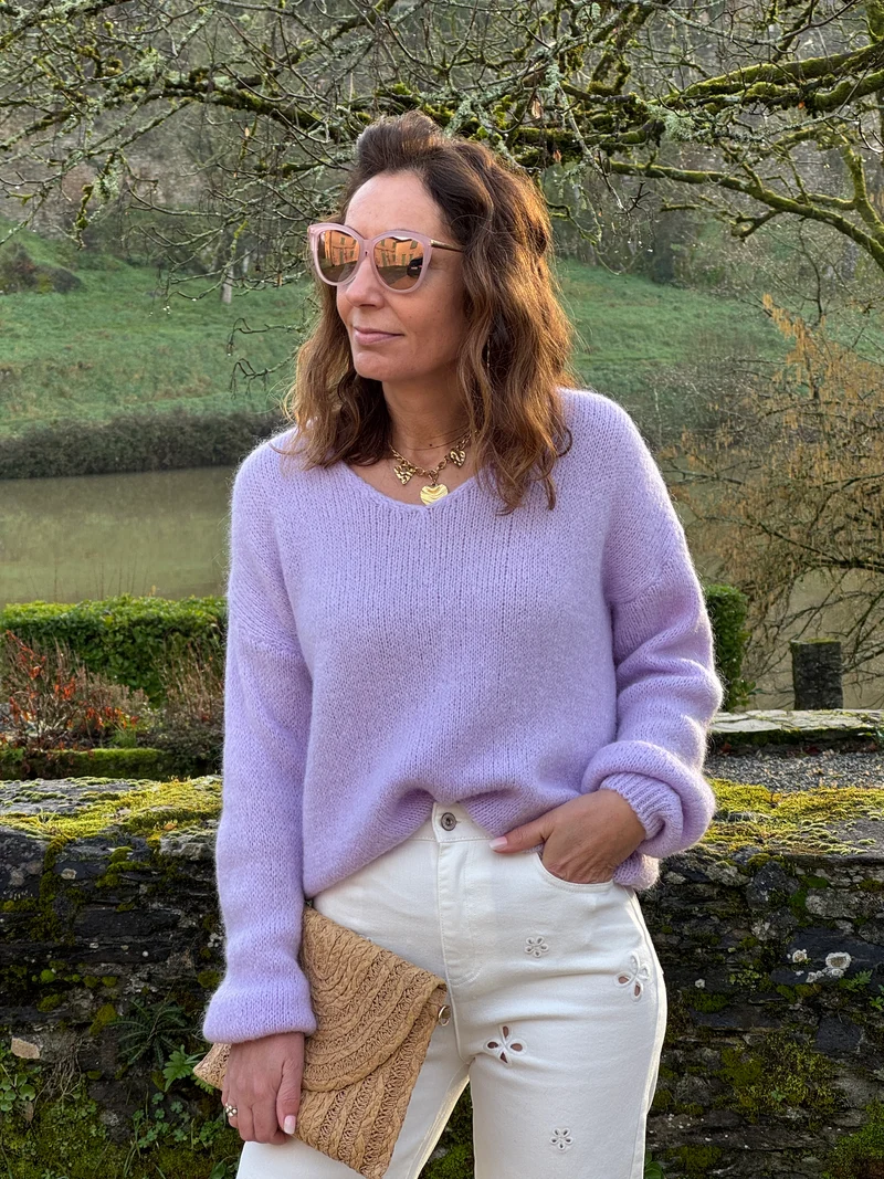 Pull lila en maille col V NADEGE