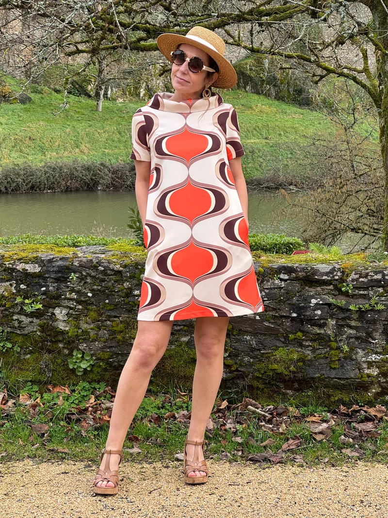 Robe SEVENTIES n°183 orange et marron Hippocampe