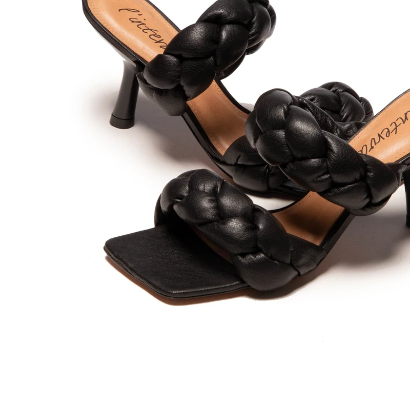 Alecka Black Leather