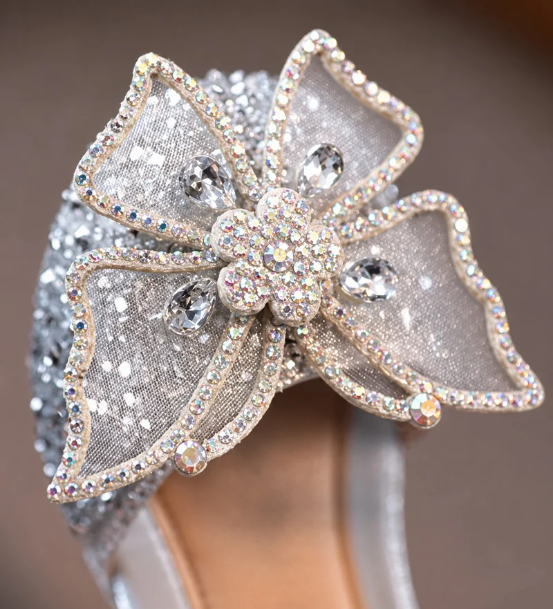Girl's Sandal with Butterfly and Pearls