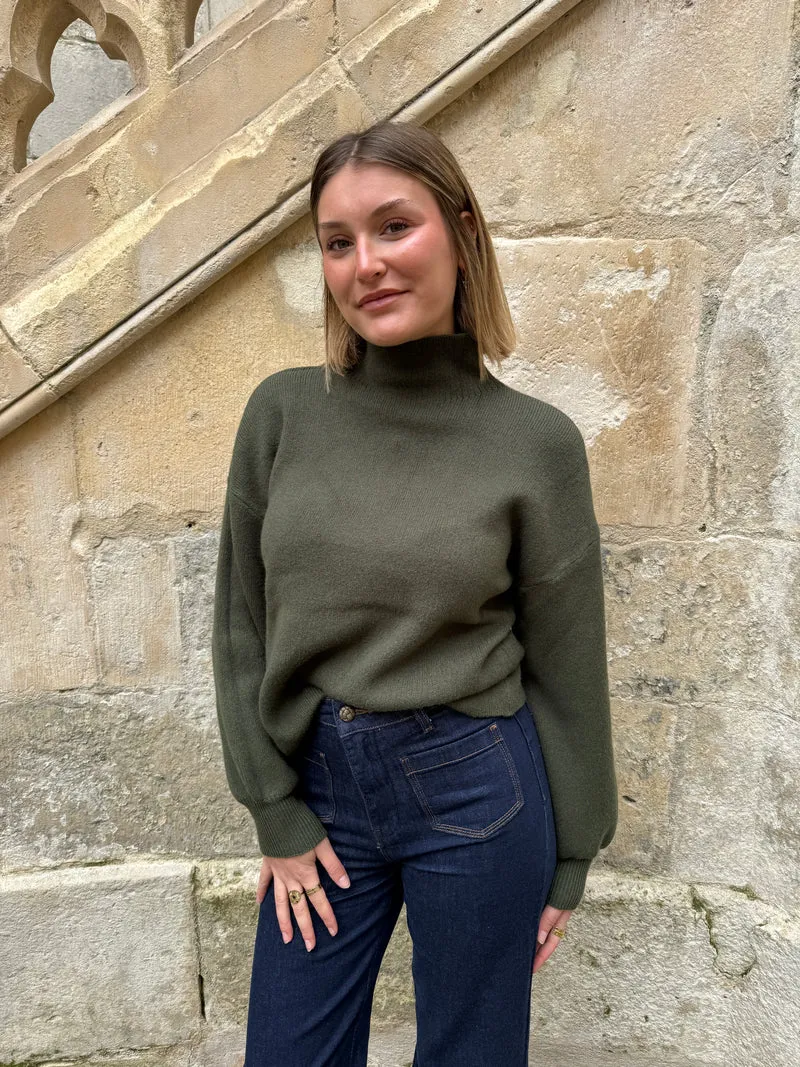 Pull kaki col cheminée ABELLE