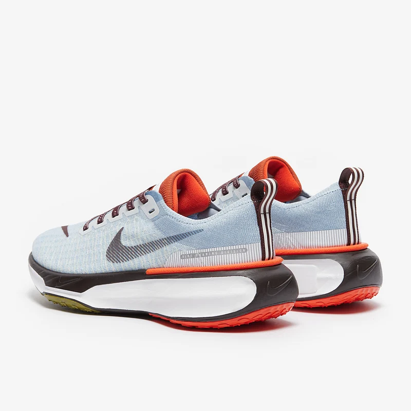 Nike Chaussure de running sur route pour femme Invincible 3