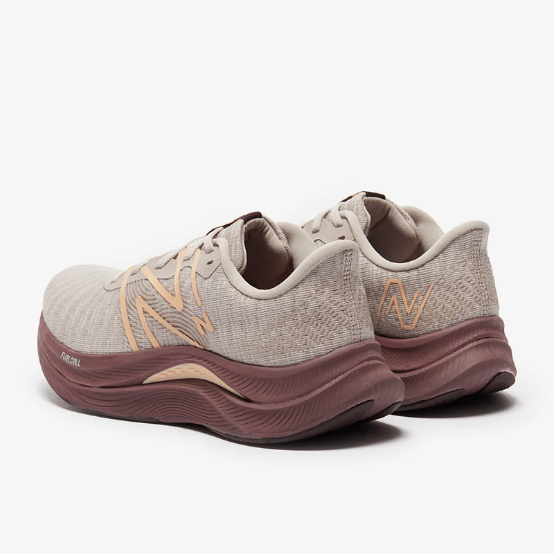 New Balance FuelCell Propel v4 pour Femme