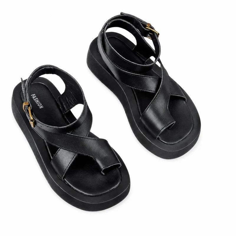 Elegant Black Leather Platform Heel Sandal