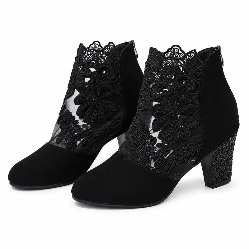 Women's Wedding Sandal with Floral Lace Pattern
