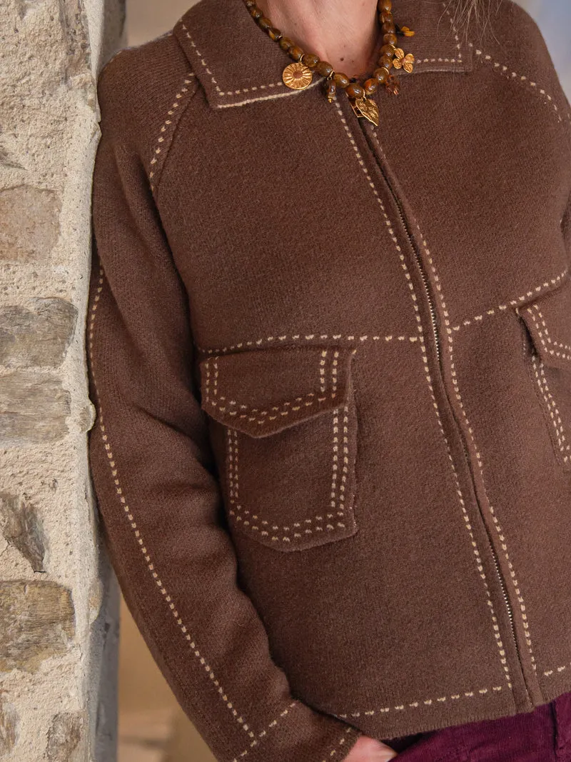 Gilet chocolat fausse couture blanche AMBRE