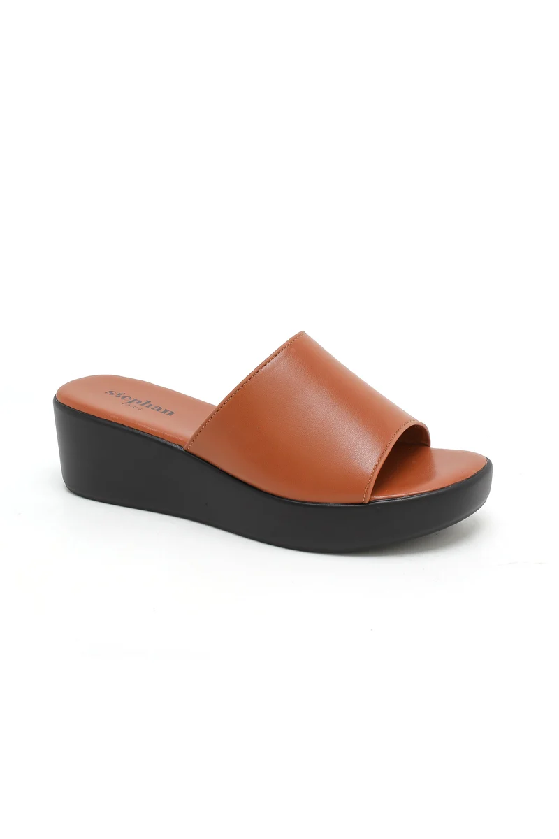 SIGRID CAMEL