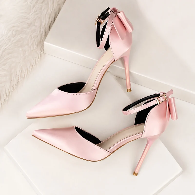 Women's 10 - 13 cm Pink Heeled Sandal with Butterfly Knot at the Back