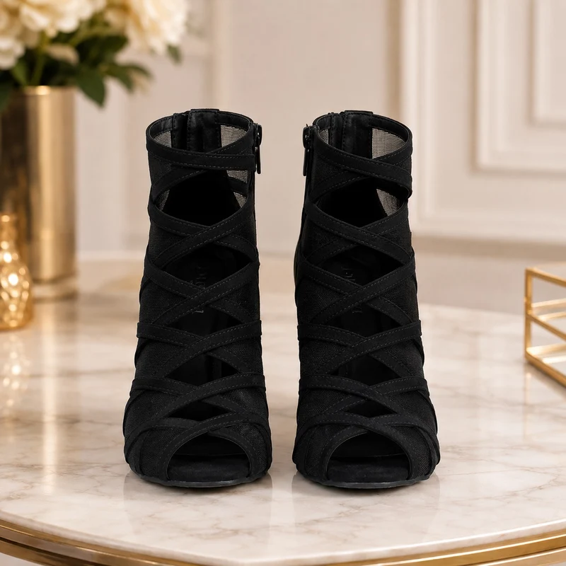 Women's 10 - 13 cm Sexy Heeled Sandal with Cross Straps