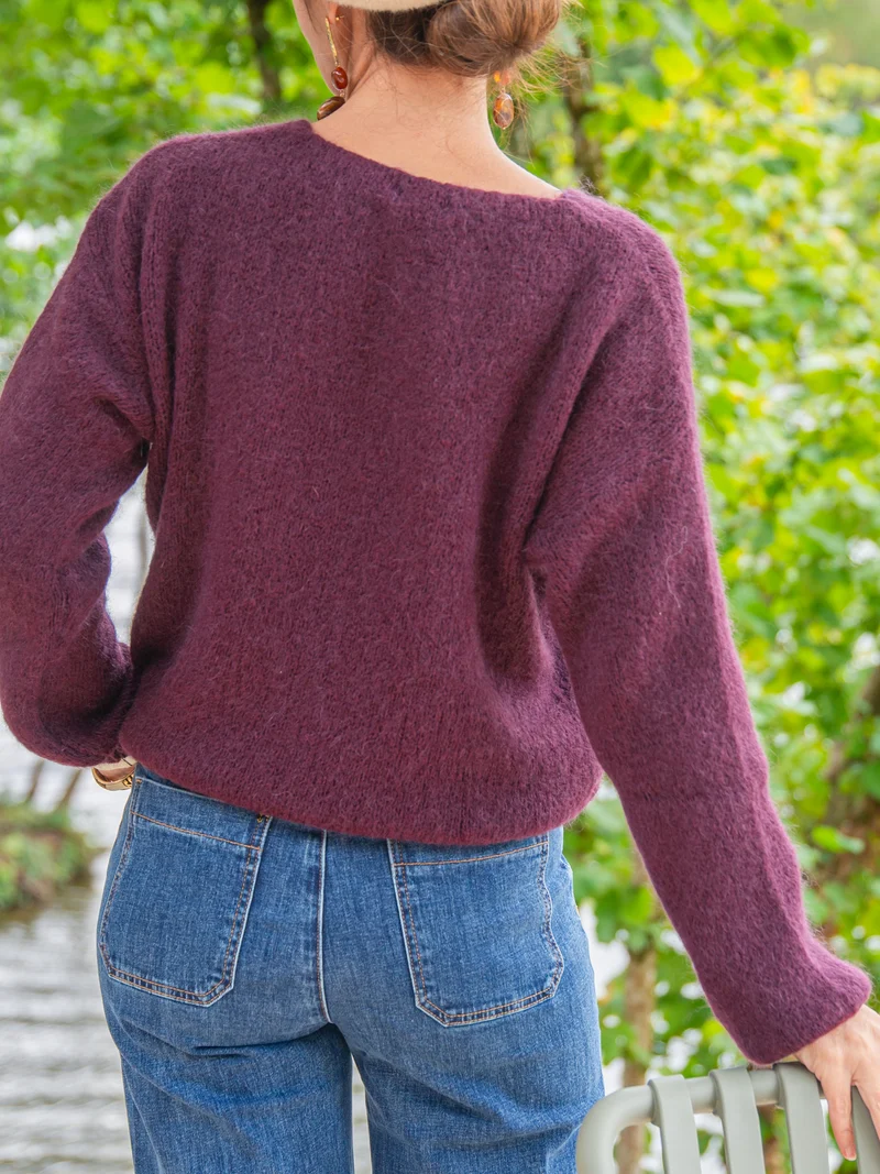 Pull bordeaux en maille col V NADEGE
