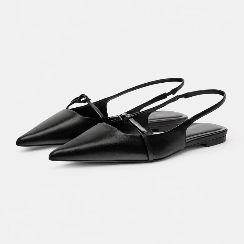 Stylish Black Sandal with Pointed Toe