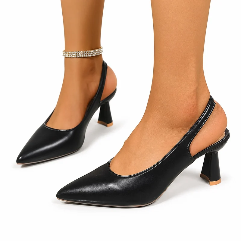 Women's 5 - 7 cm Black Open Design Heeled Sandal