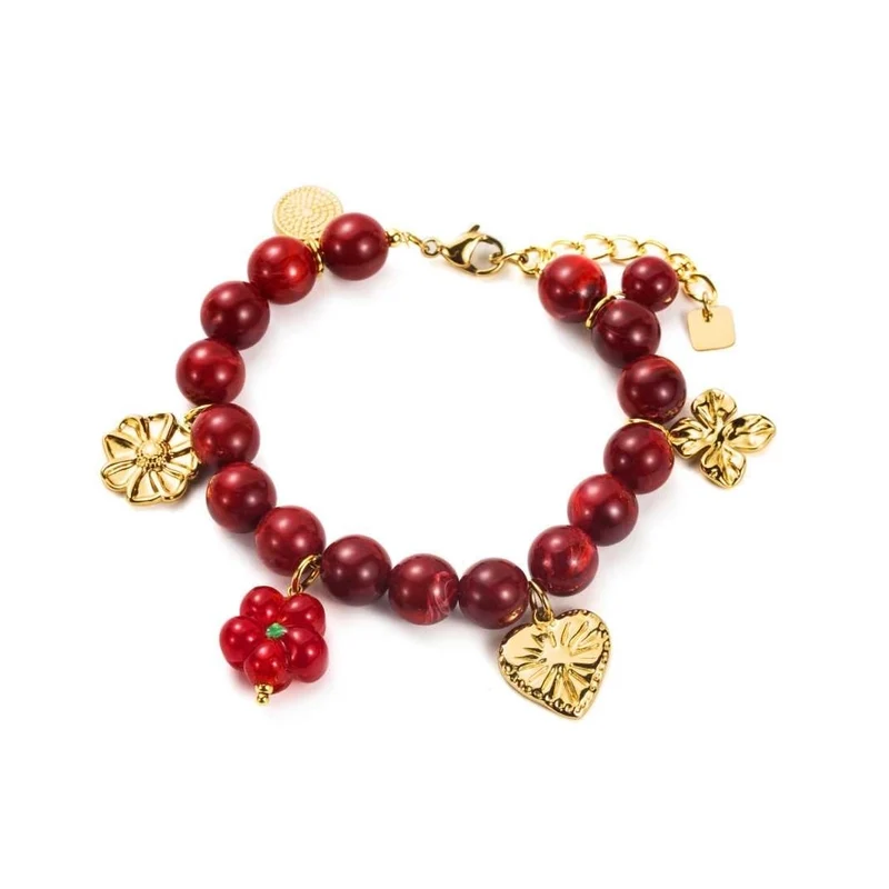 Bracelet perles bordeaux et doré avec breloques fleurs et cœur doré