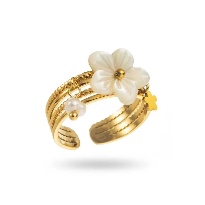 Bague dorée fleur blanche en acier inoxydable réglable avec breloques