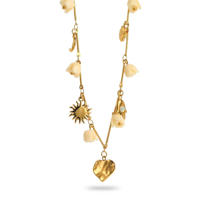 Collier doré à breloques tulipes blanches et symboles – acier inoxydable